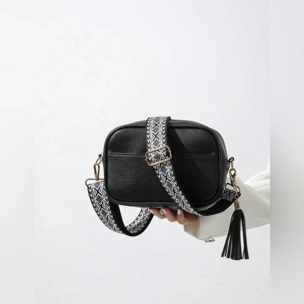 New Crossbody Bag, Shoulder Bag - Picture 3 of 5